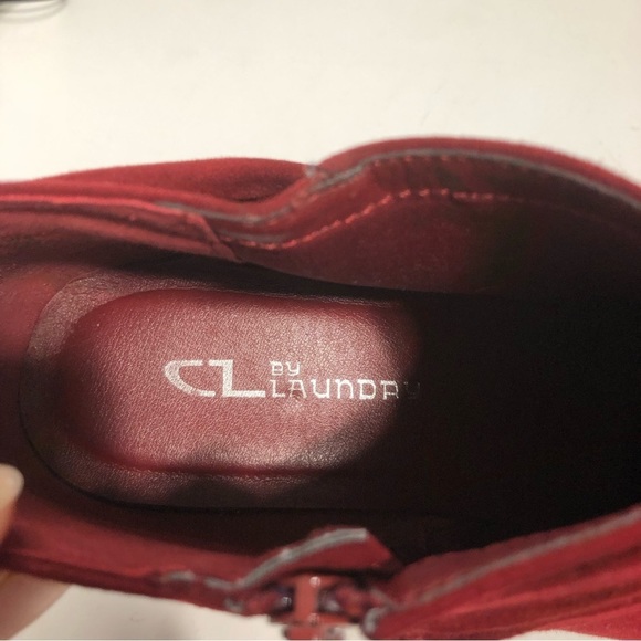 CL by Chinese Laundry Knot Wedge Ankle Bootie, size 10 - Picture 6 of 9
